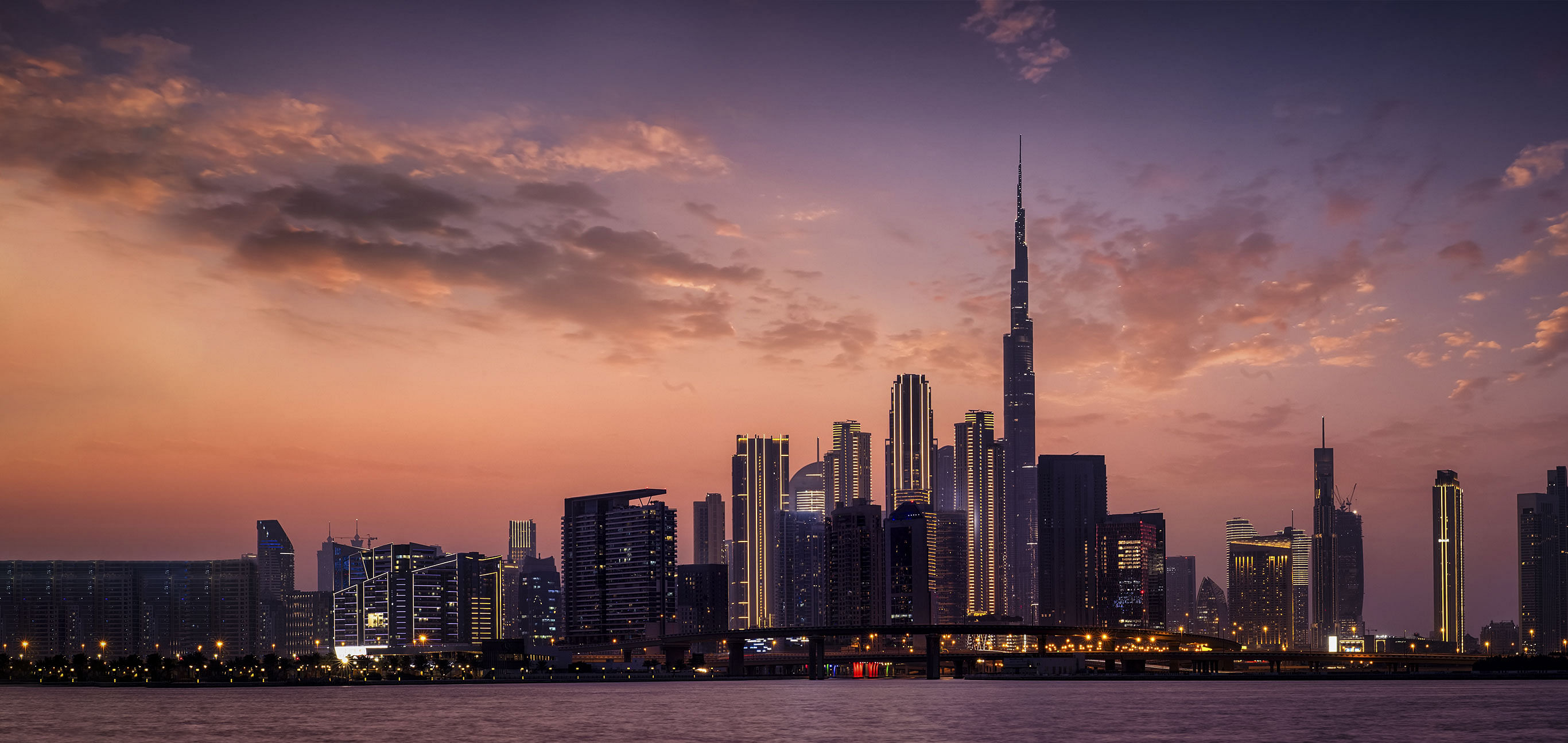 Exploring Dubai and Abu Dhabi Together: The Best Combined Tour Packages