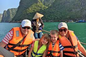 Vietnam Tour Package with Flight – 5 Nights & 6 Days Family Special